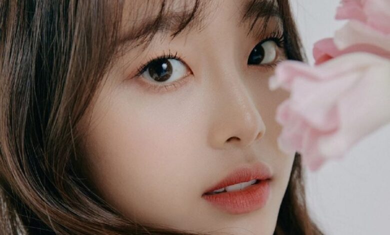 Netizens think LOONA's Chuu might be removed from the group, based on her exclusion from the world tour