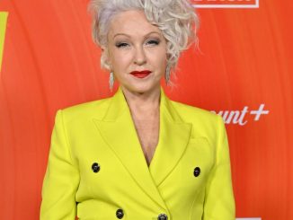 Cyndi Lauper Biography