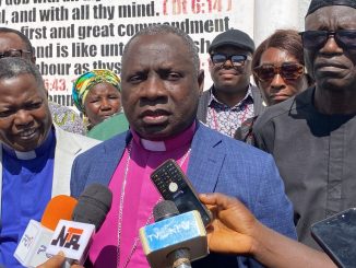 CAN Delegates Storm Plateau